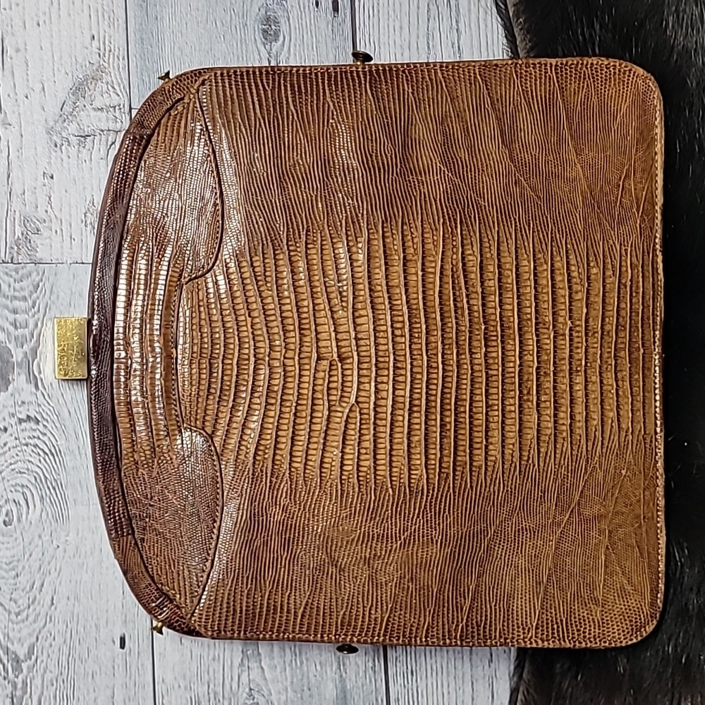 FLAWED! Vintage Palizzio 1950s-1960s Lizard Brown Gold Hardware Clutch Bag
